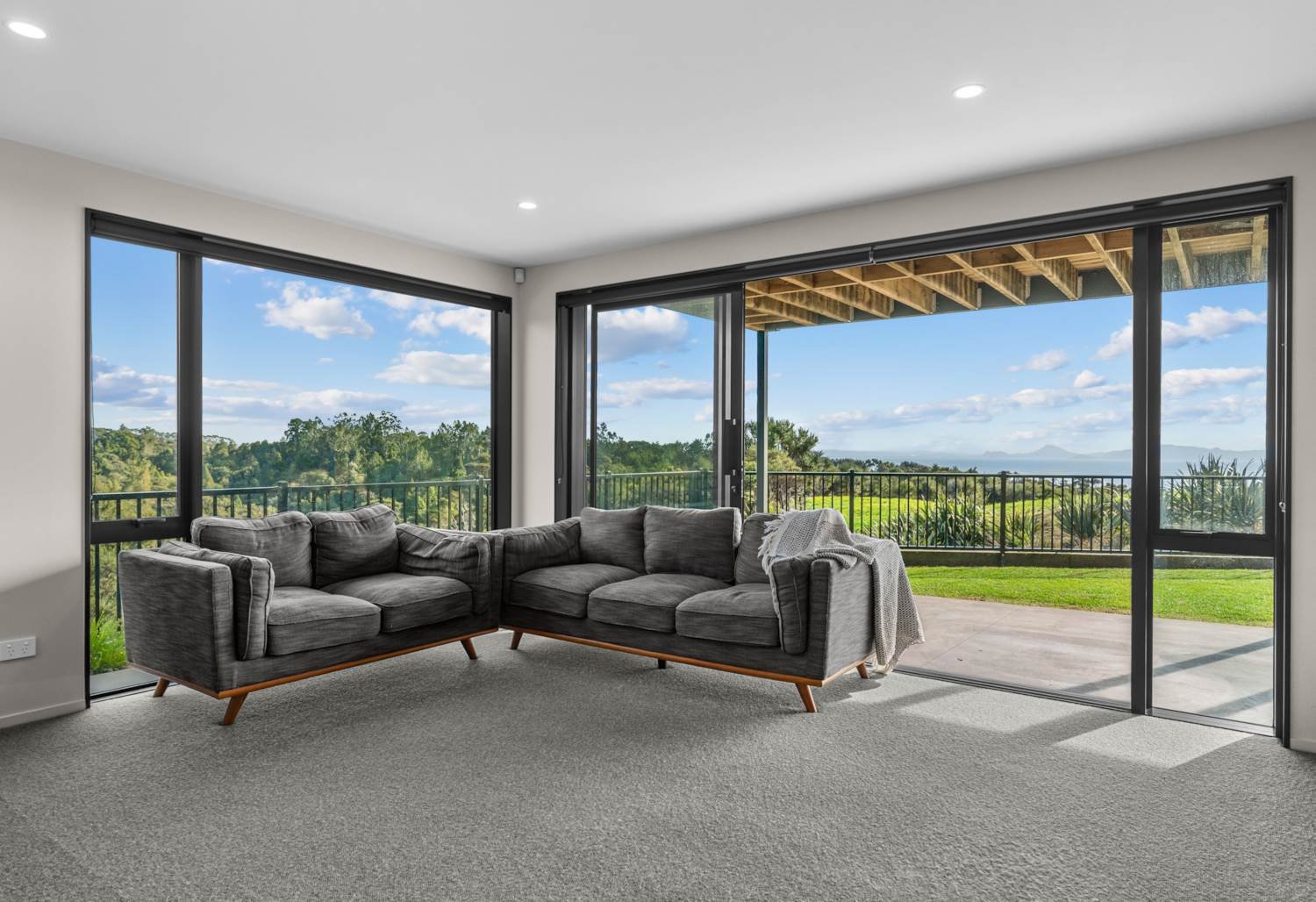 Langs Beach new build — photo 10